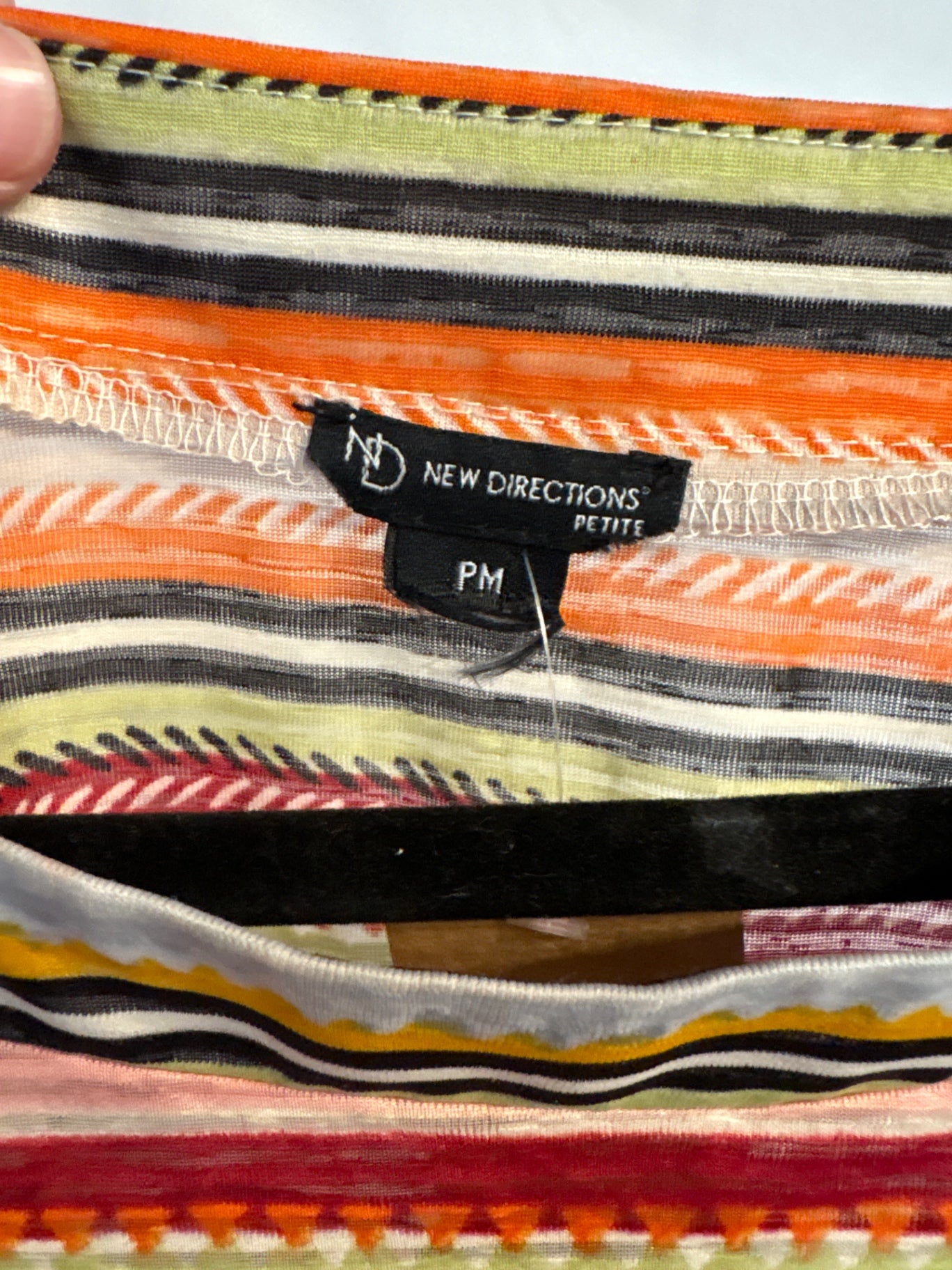 New Directions Quarter Sleeve Geometric Shirt