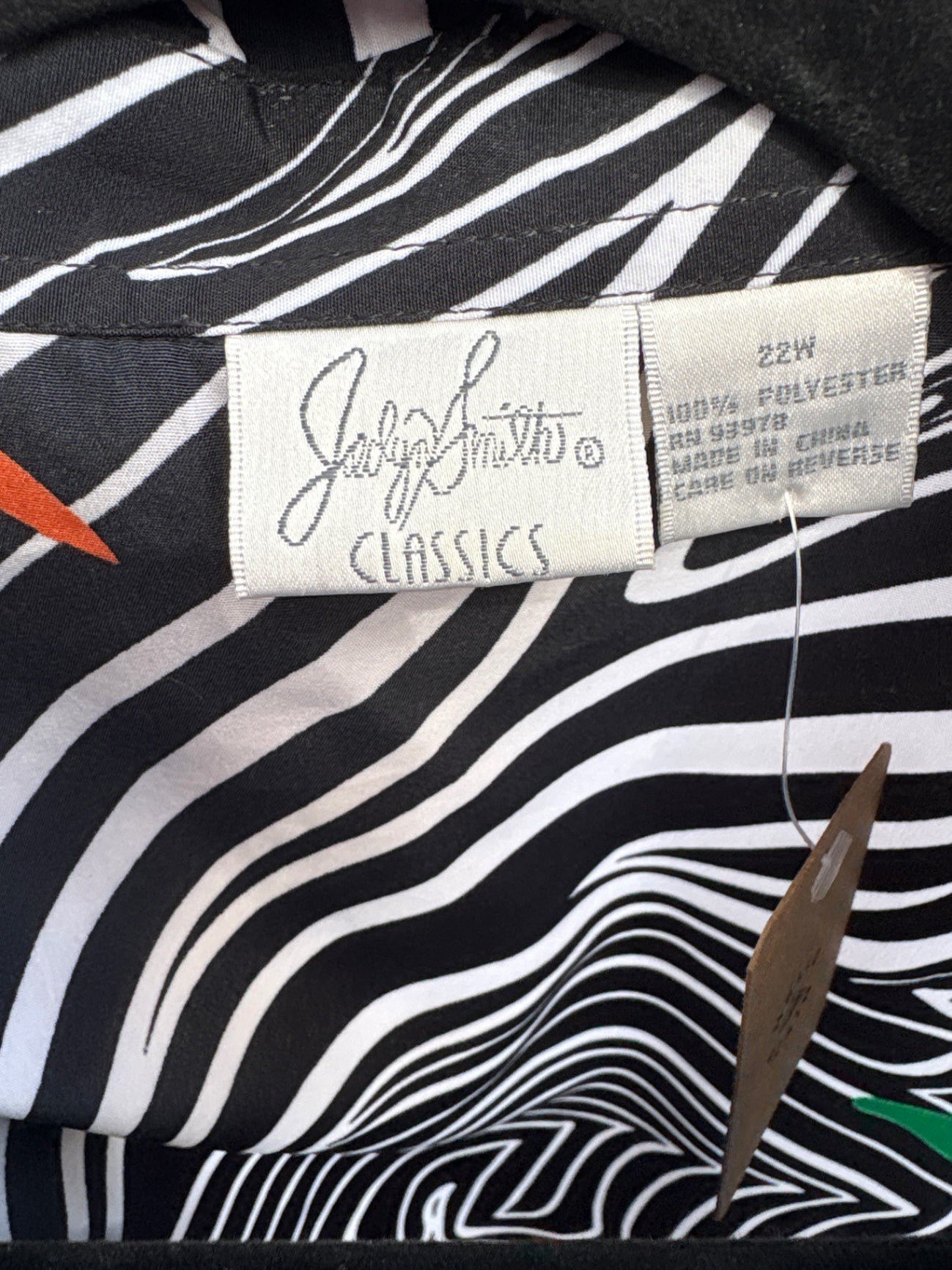 Jaclyn Smith Black and White Button Up - Vintage