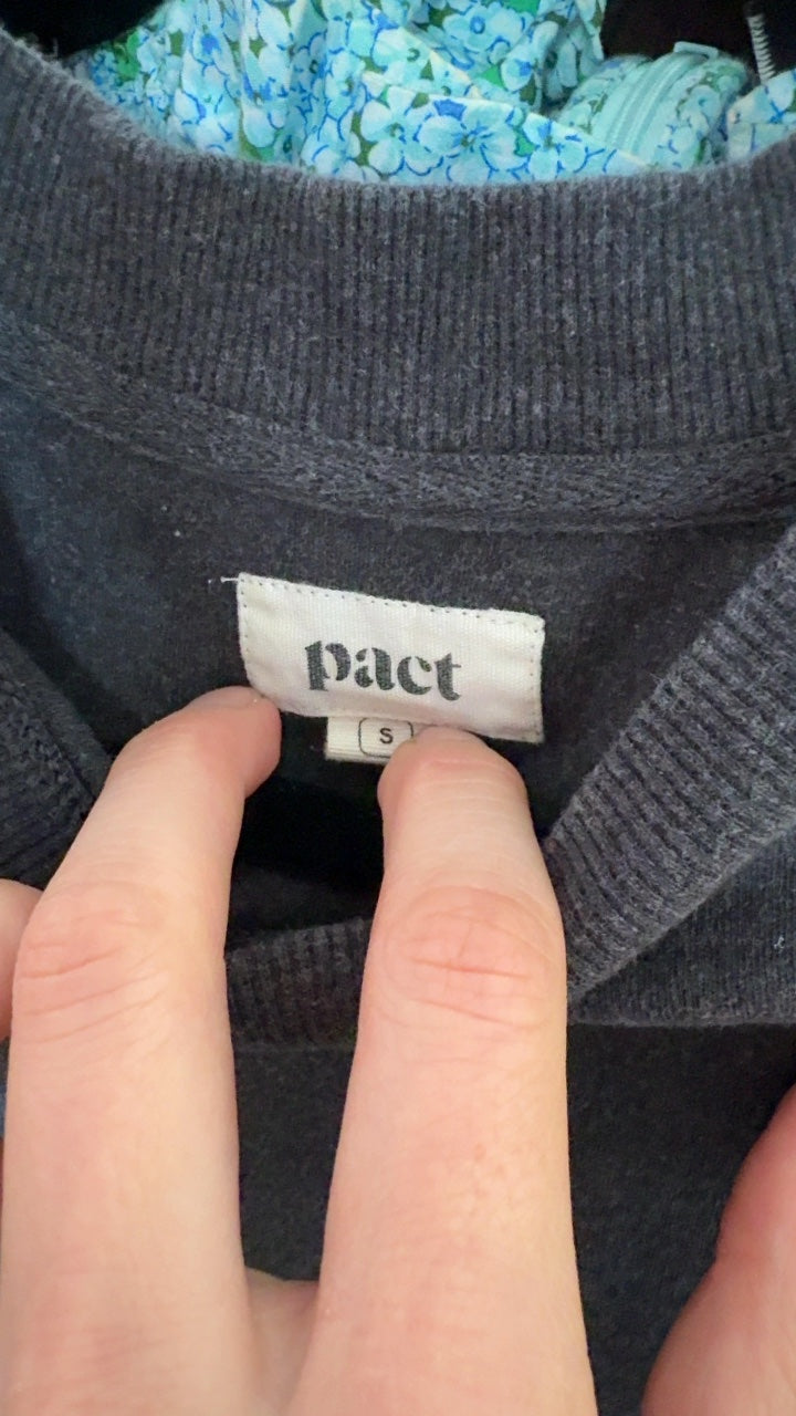 Pact Muscle Tank / Size: S