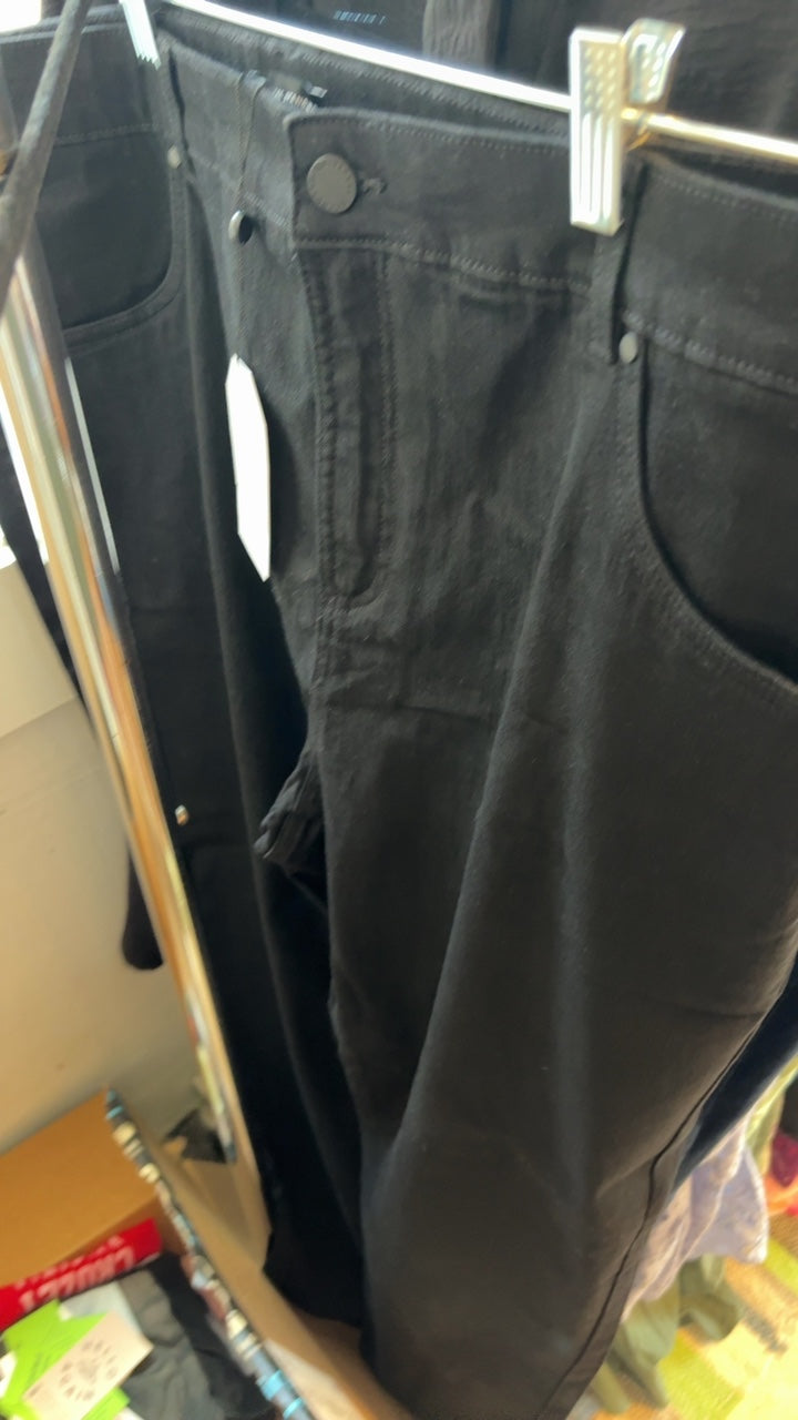 Universal Standard Jeans in Black NWT / Size: 22/XXL