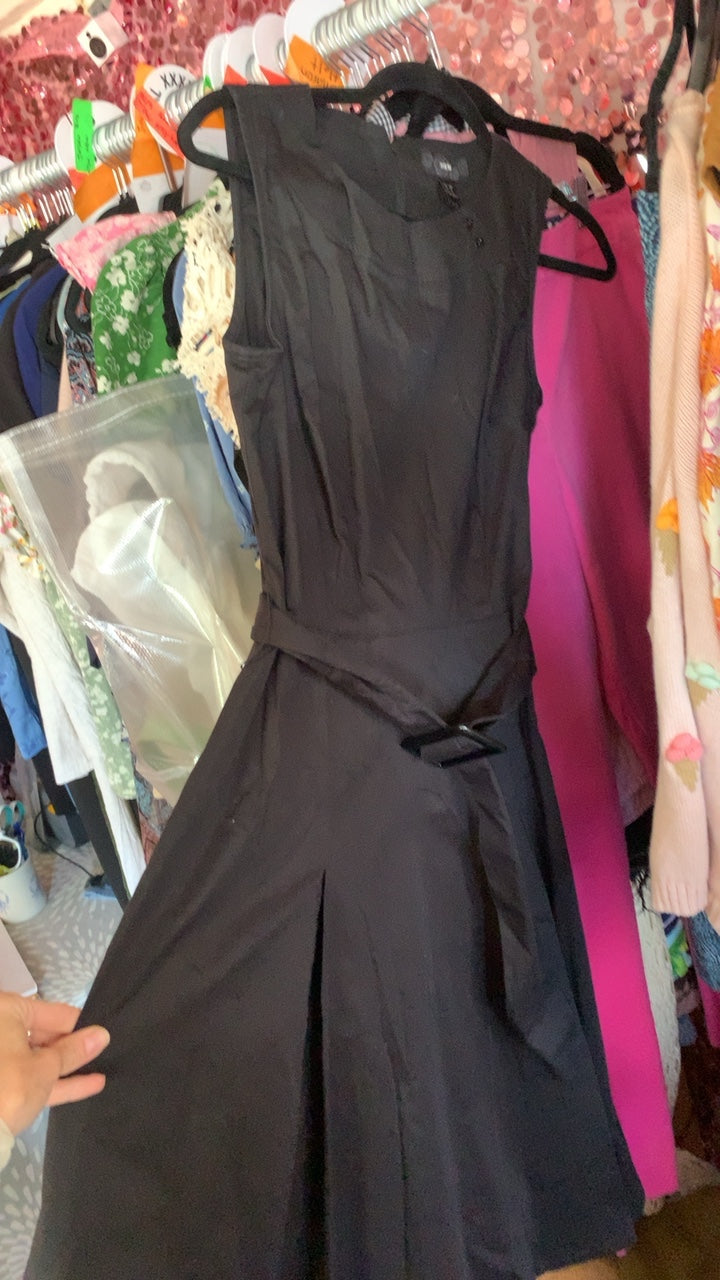 H & M Tank Top / Size: 6/36