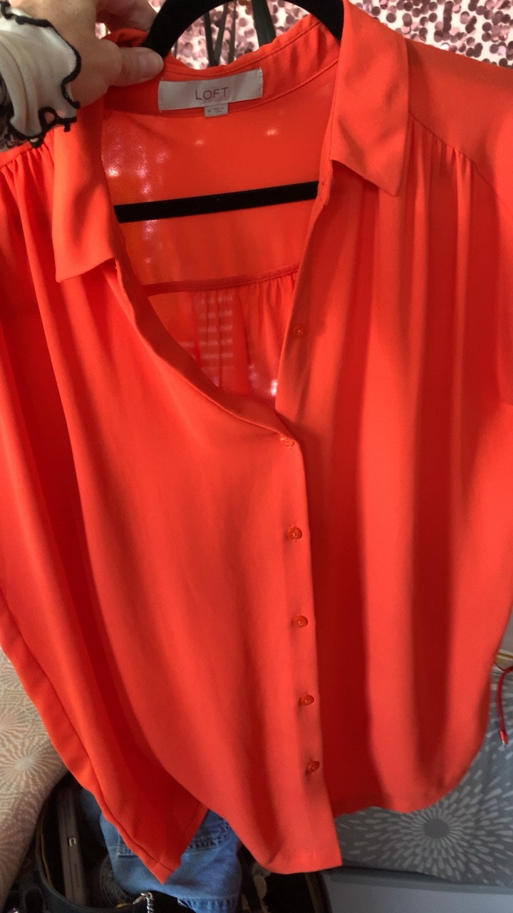LOFT Shirt / Size: M