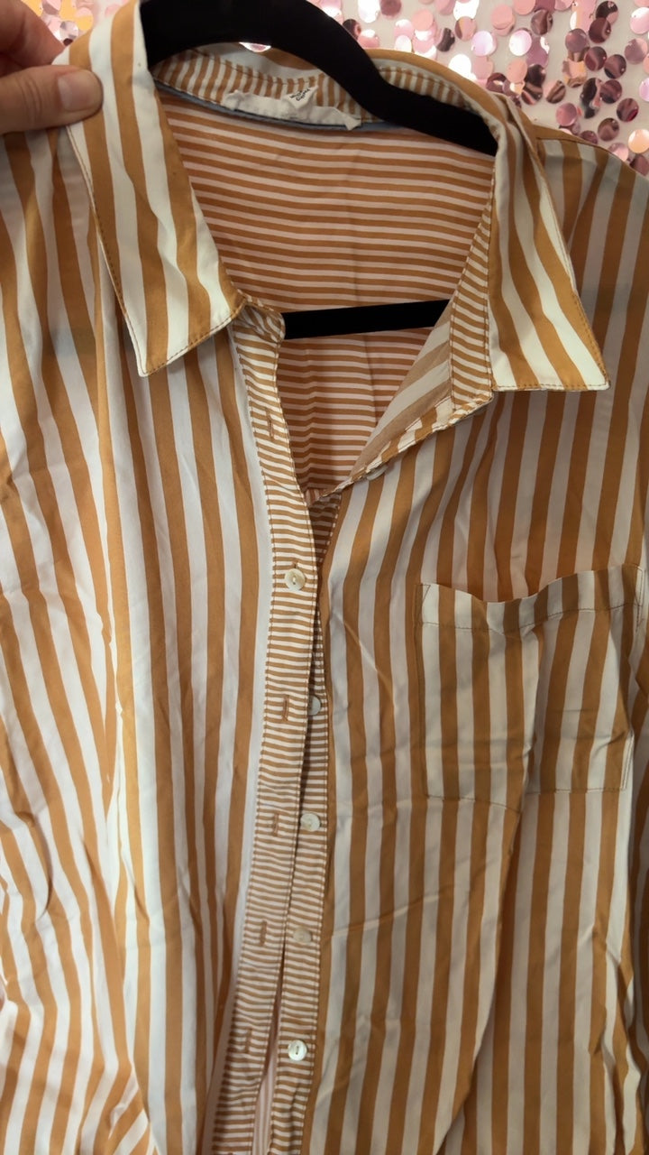 Jane and Delancey Striped Button Shirt / Size: XL