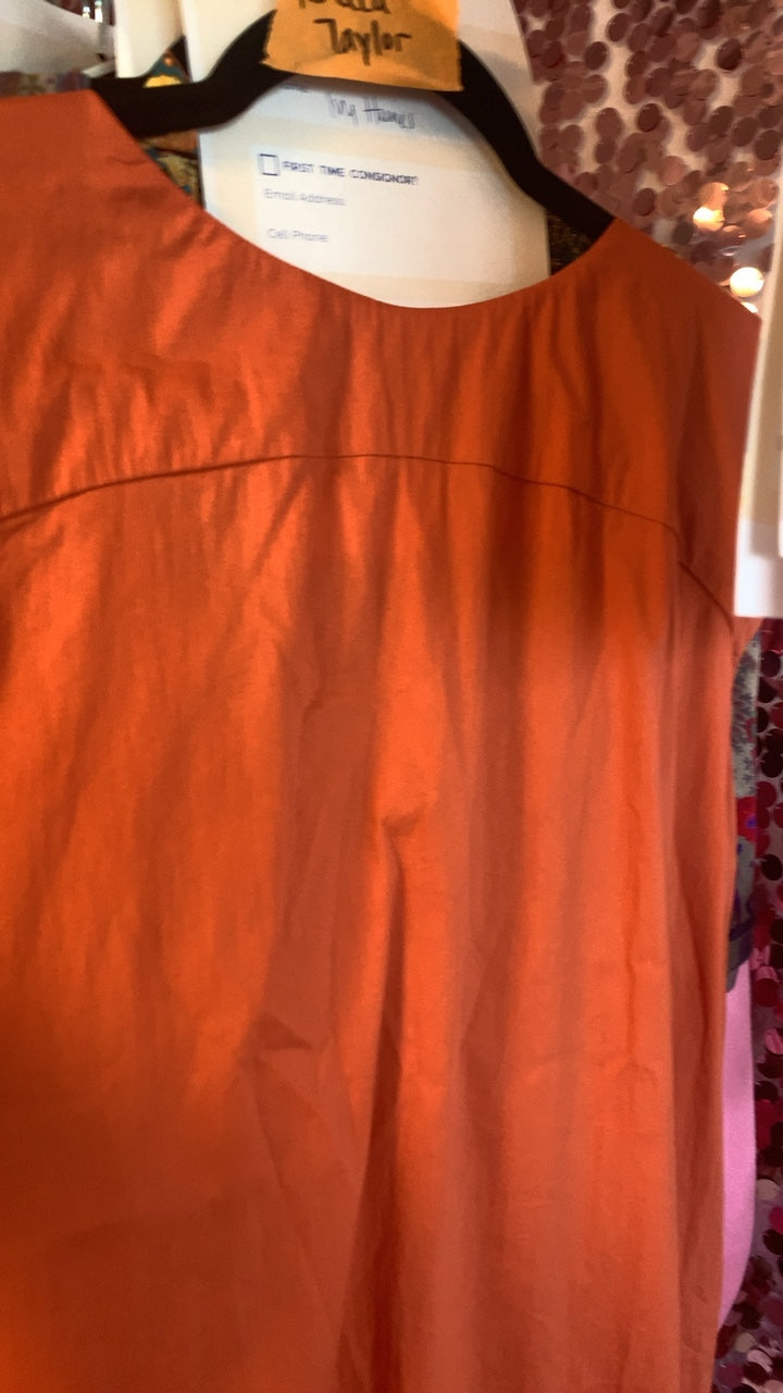 NIU Tie Back Shirt / Size: M