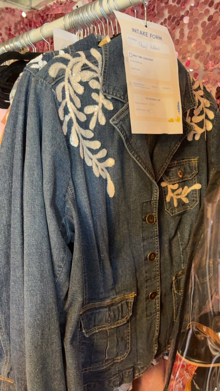 Creations by Judy Huddart Jean Jacket / Size: XL