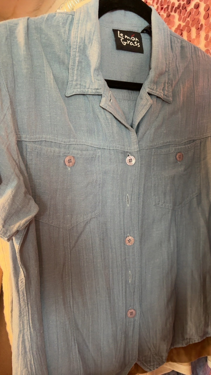 Lemon Grass Button Up Shirt / Size: M