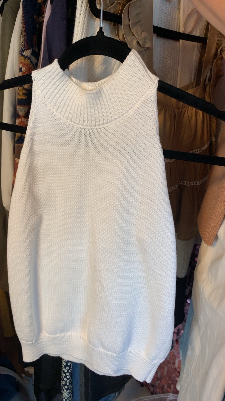 ANN TAYLOR Cream Shirt / Size: XS