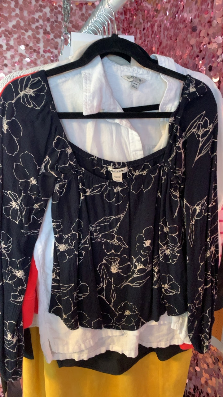 Billabong Black & Cream Shirt / Size: M
