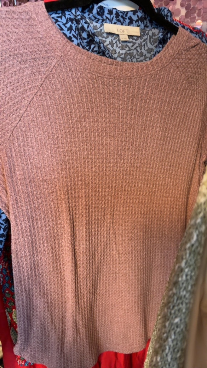 American Eagle Waffle Shirt / Size: M