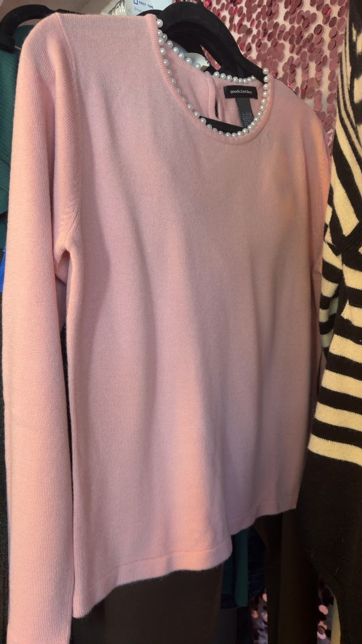 Goodclothes Pearl Collar Sweater / Size: L