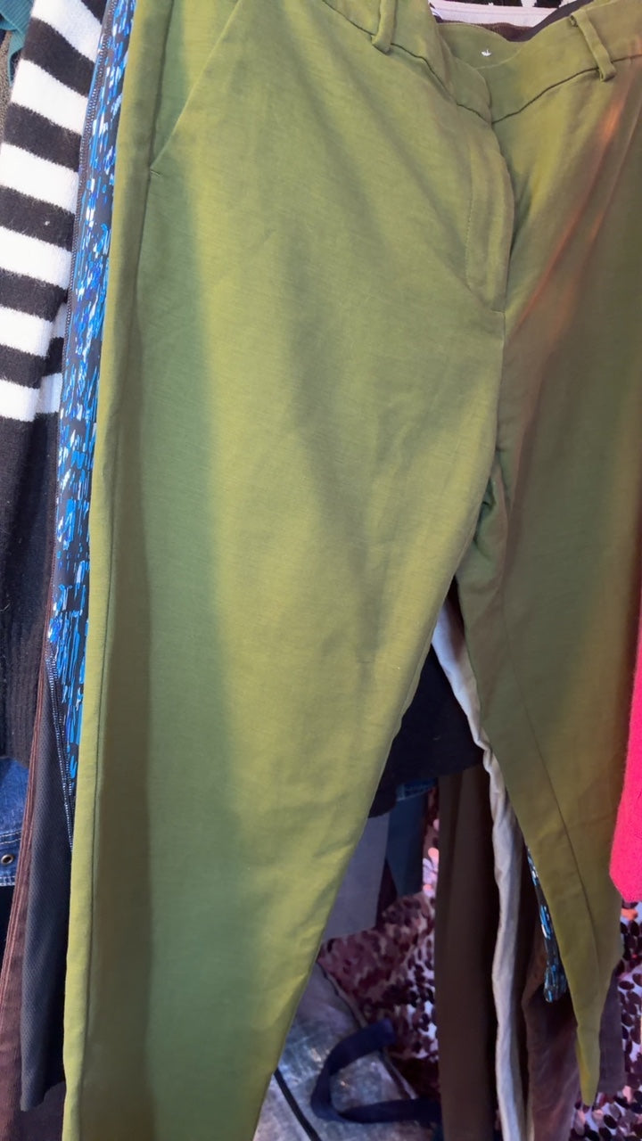 LOFT Green Pants / Size: 12/L