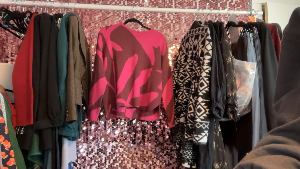 Wynne Collection Sweater in Pink and Burgandy/ Size: S