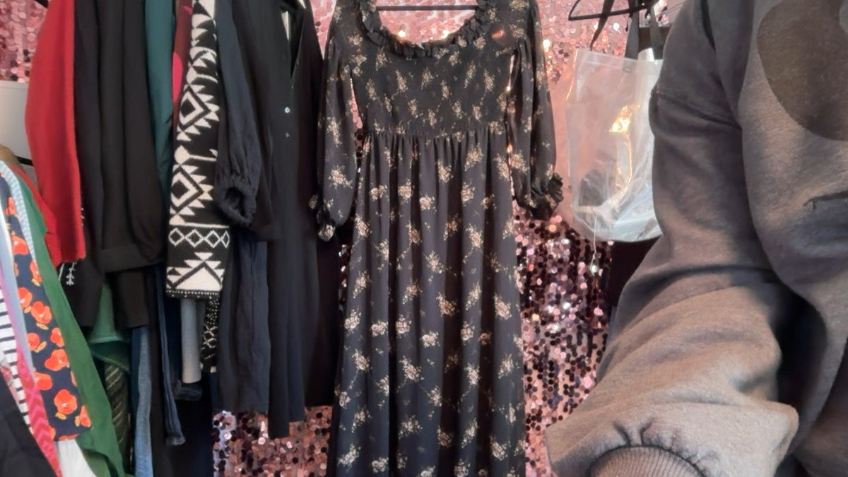 Aakaa Chiffon Long Sleeve Smocked Dress in Black / Size: L