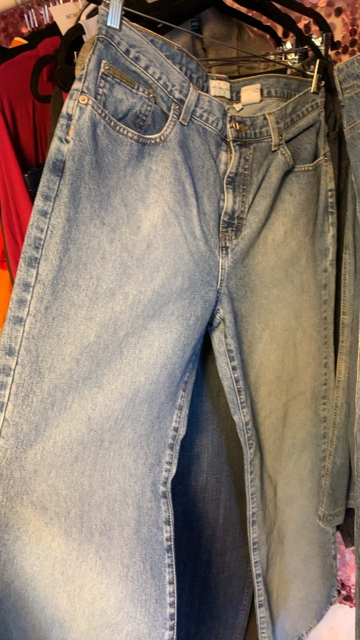 Calvin Klein Light Wash Jeans/ Size: 12/L