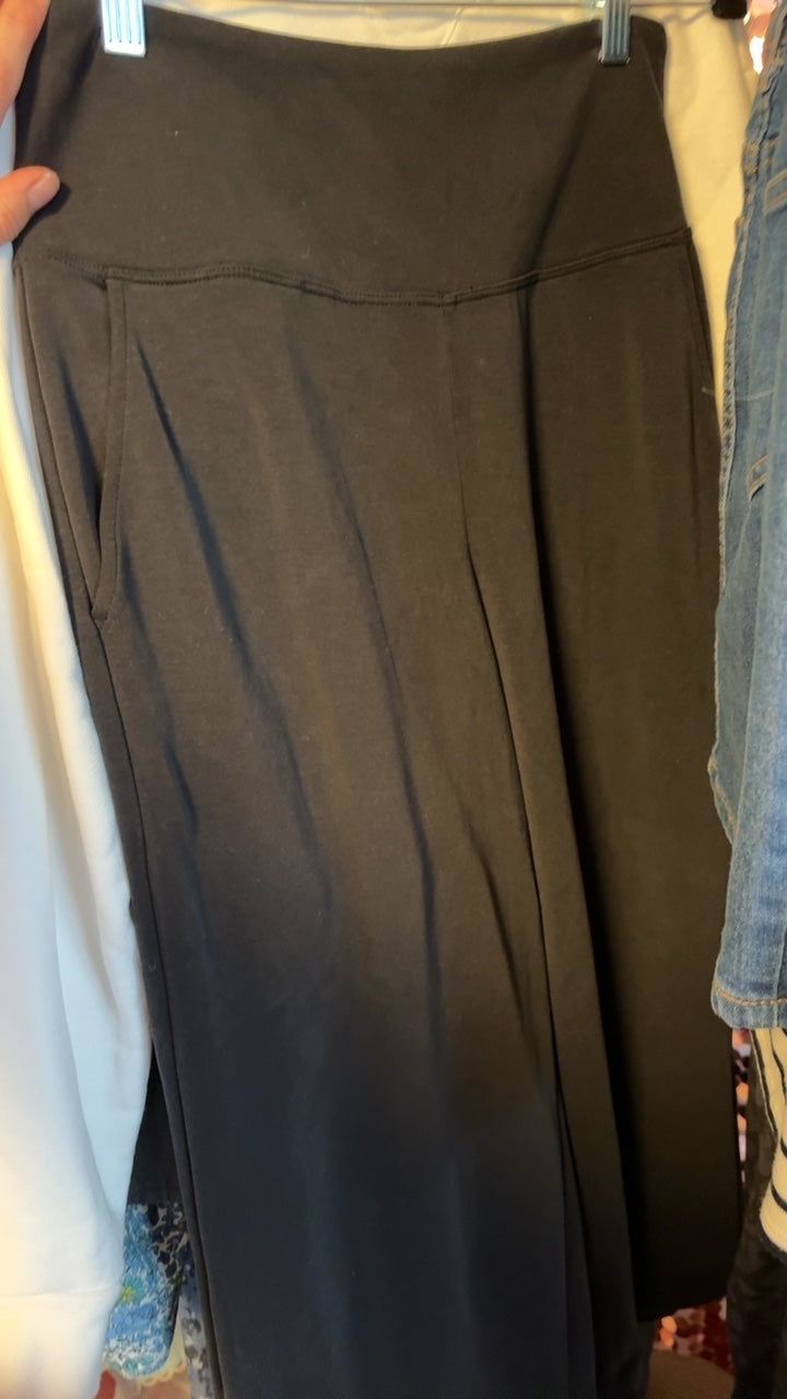 Athleta Pull On Pants / Size: S