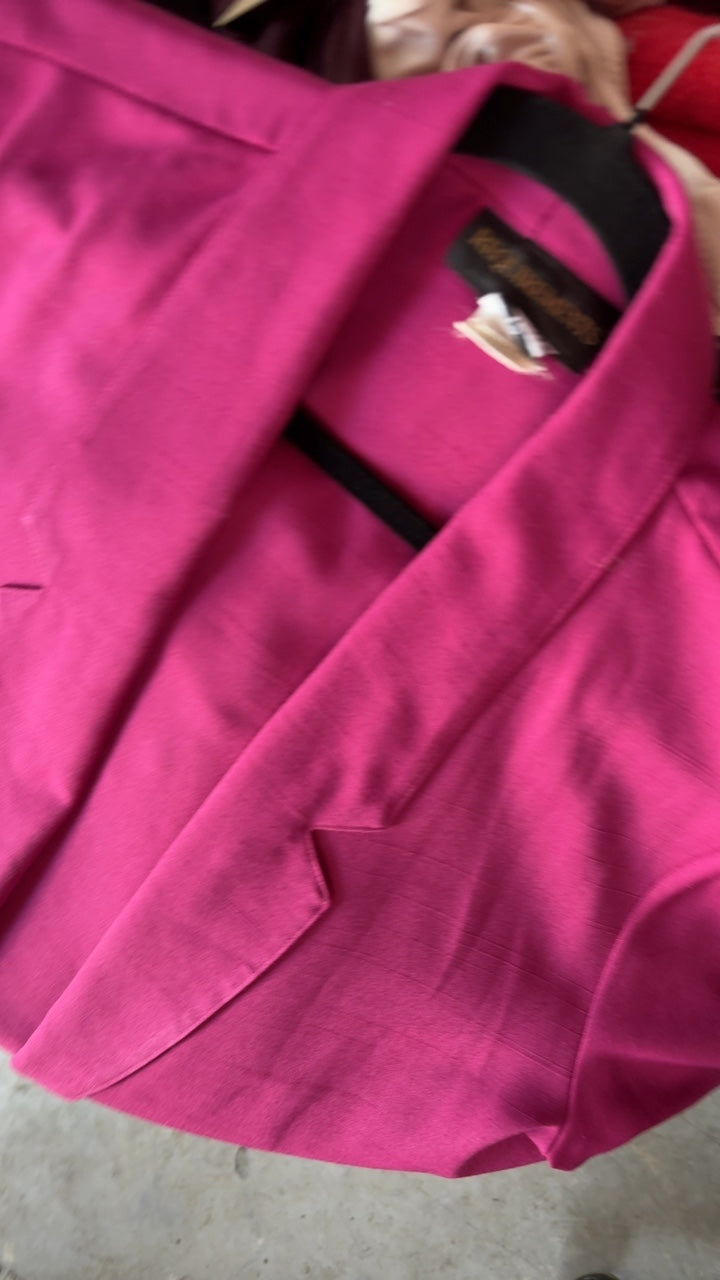 Requirements Blazer CINTAGE / Size: 12