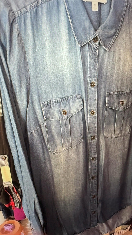 New Directions Denim Shirt / Size: M