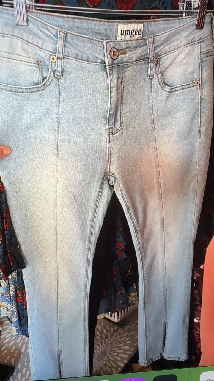Umgee Jeans / Size: 28/S
