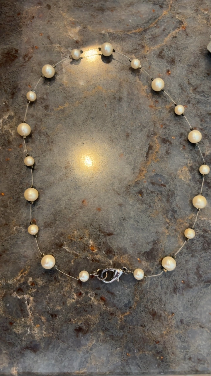 Pearl and Wire Necklace