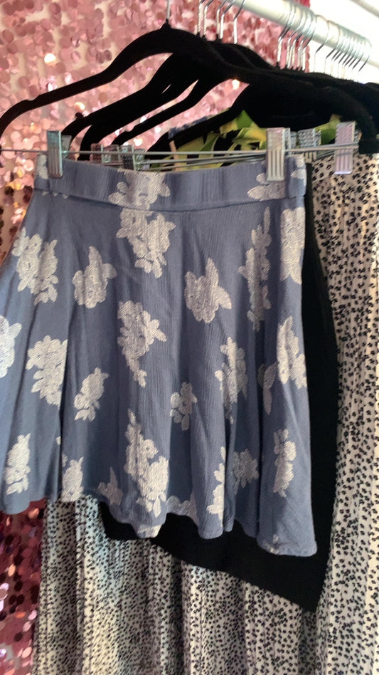Lulus Skirt / Size: S