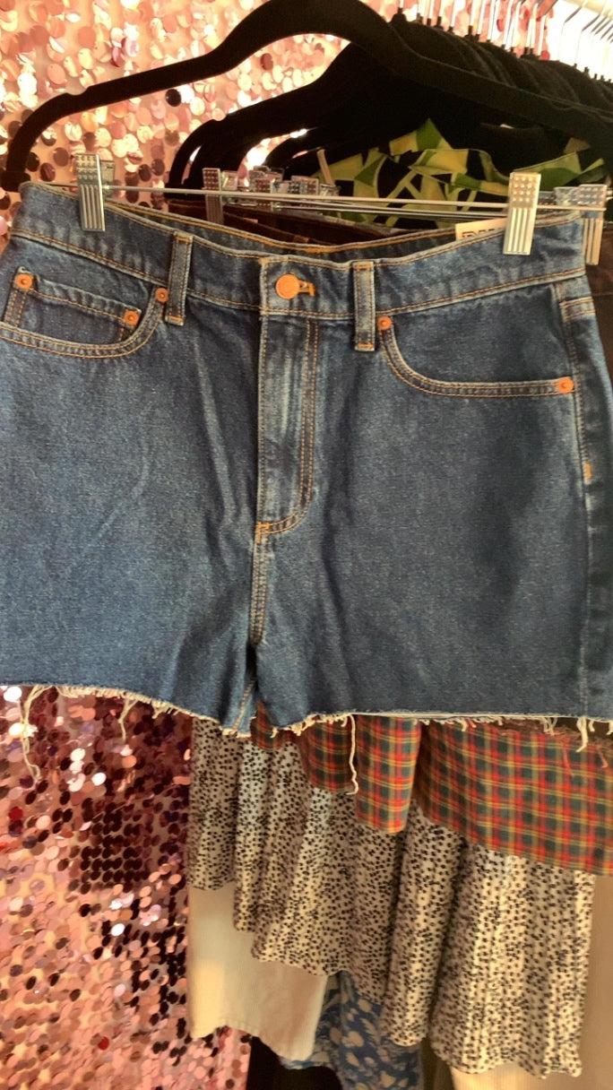 PINK Denim shorts / Size: 29/8/M