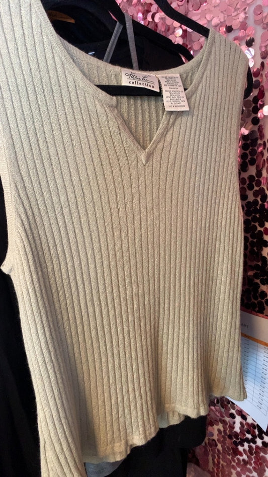 Kathie Lee Collection Shirt / Size: 12/L