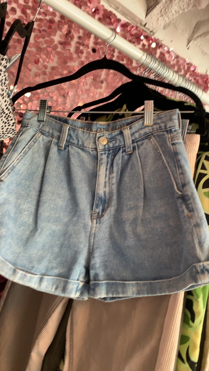 American Eagle Denim shorts / Size: 00/XXS