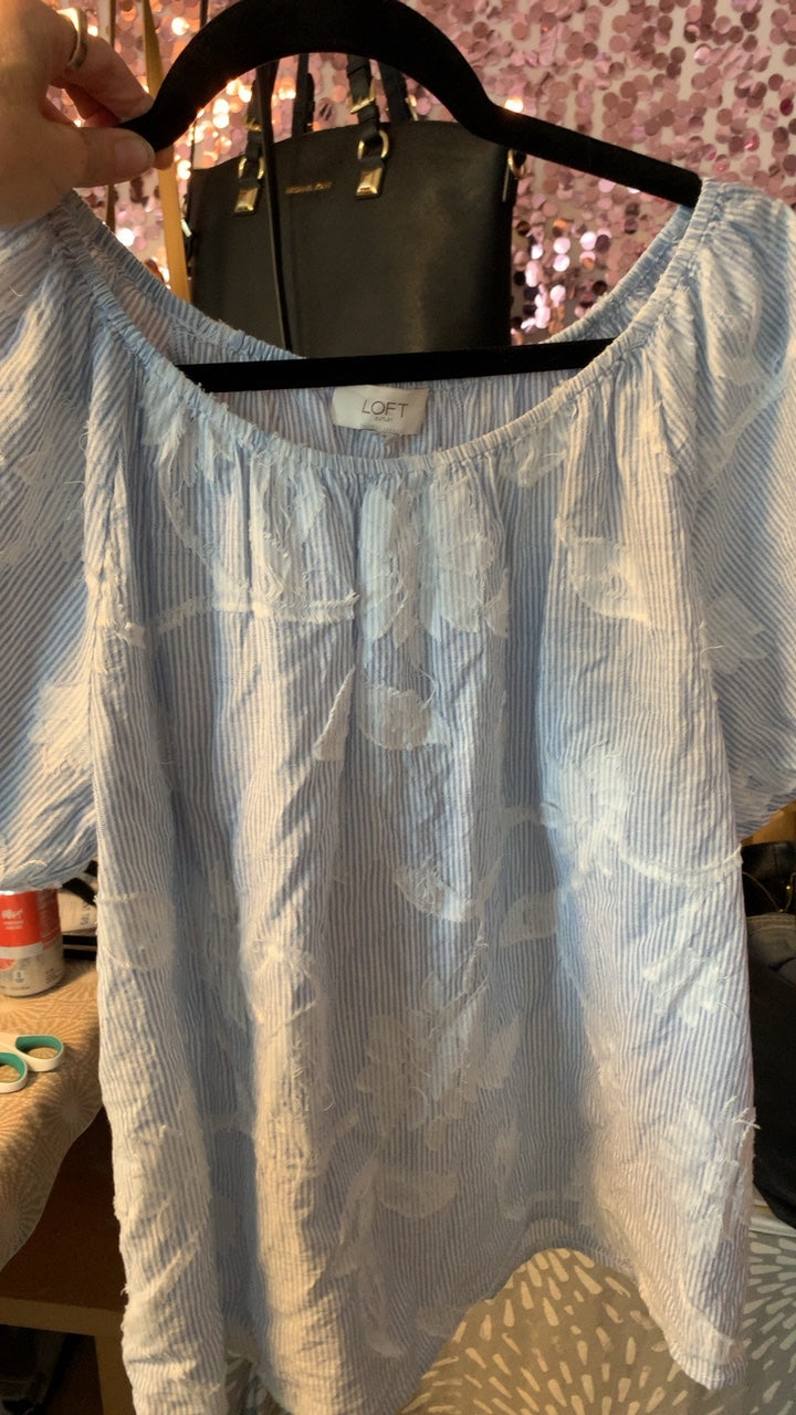LOFT Shirt / Size: S