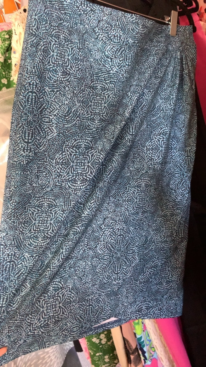 Rip Skirt Active skirt / Size: Fits like M