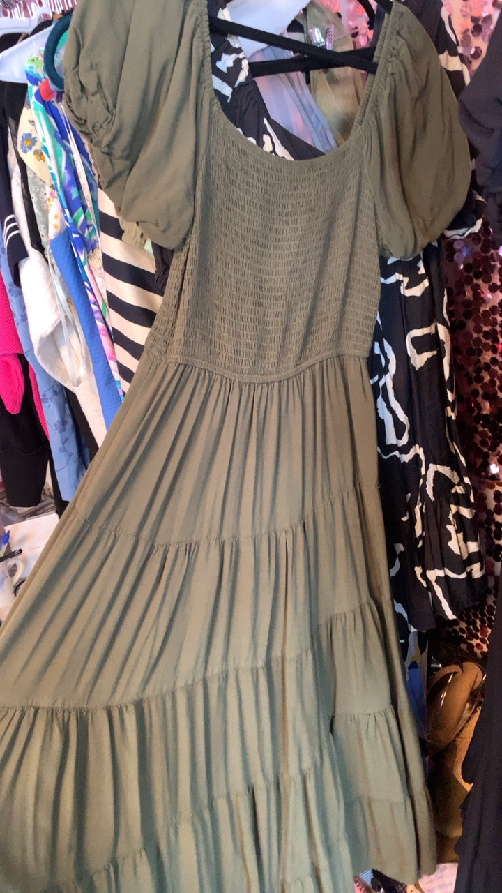 Zesica Dress / Size: S