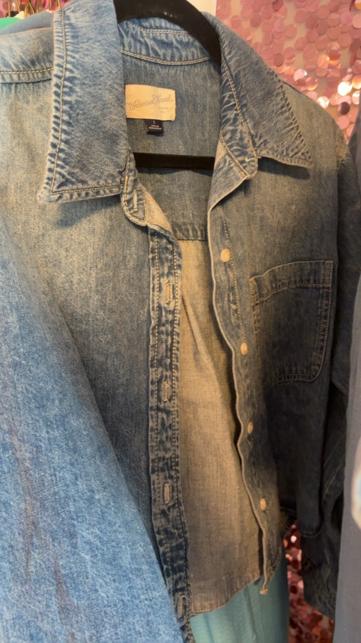 Universal Thread Cropped Denim Long Sleeve / Size: L