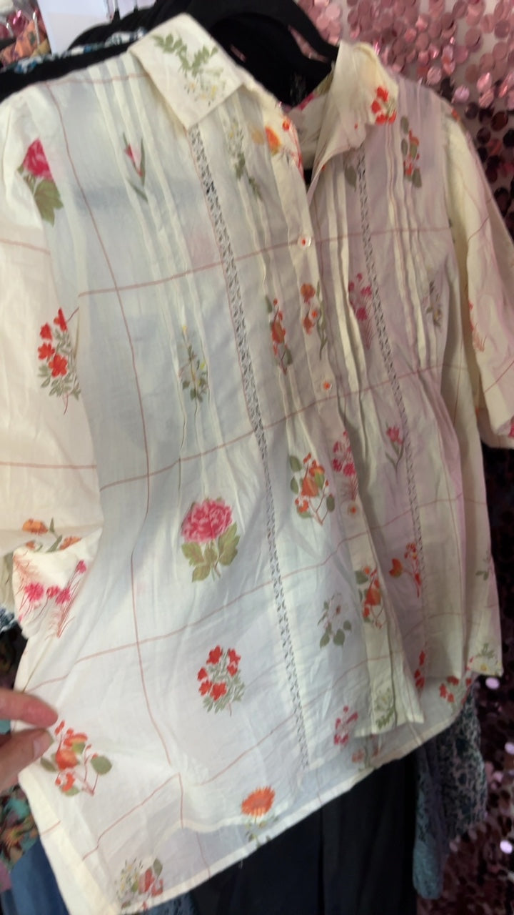 Ivy Jane Puff Sleeve Shirt / Size: S