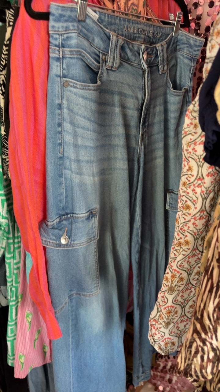 American Eagle Cargo Jeans / Size: 6/S