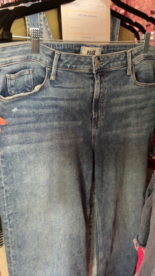Paige Wide Legged Jeans / Size: 33/16/XL