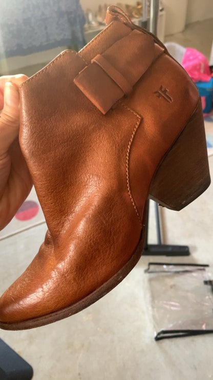 Frye Shoes - Reina Belt Bootie / Size: 7
