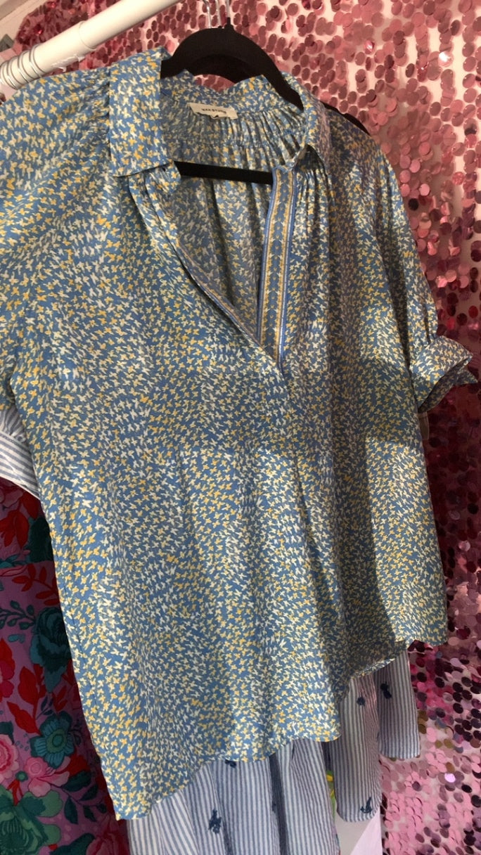 Max Studio v neck Blouse / Size: M