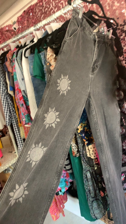 PacSun stencil Jeans -as is / Size: 27/4