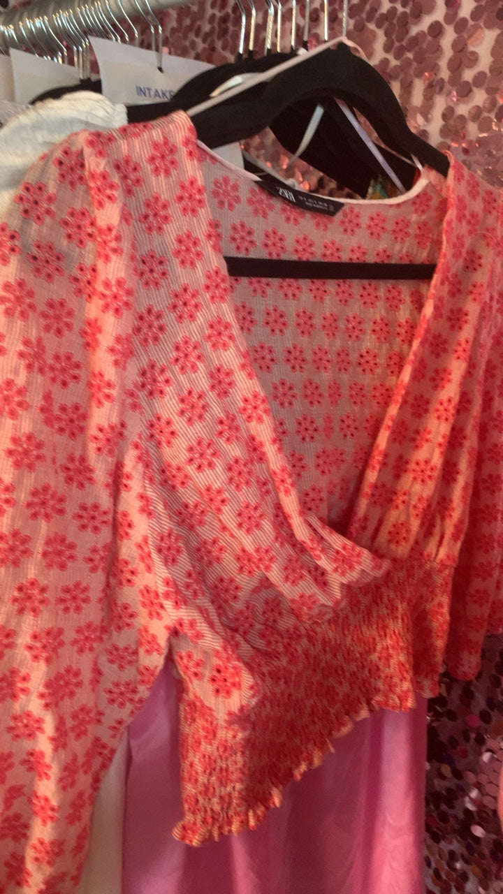 Zara Floral Crop Shirt / Size: S