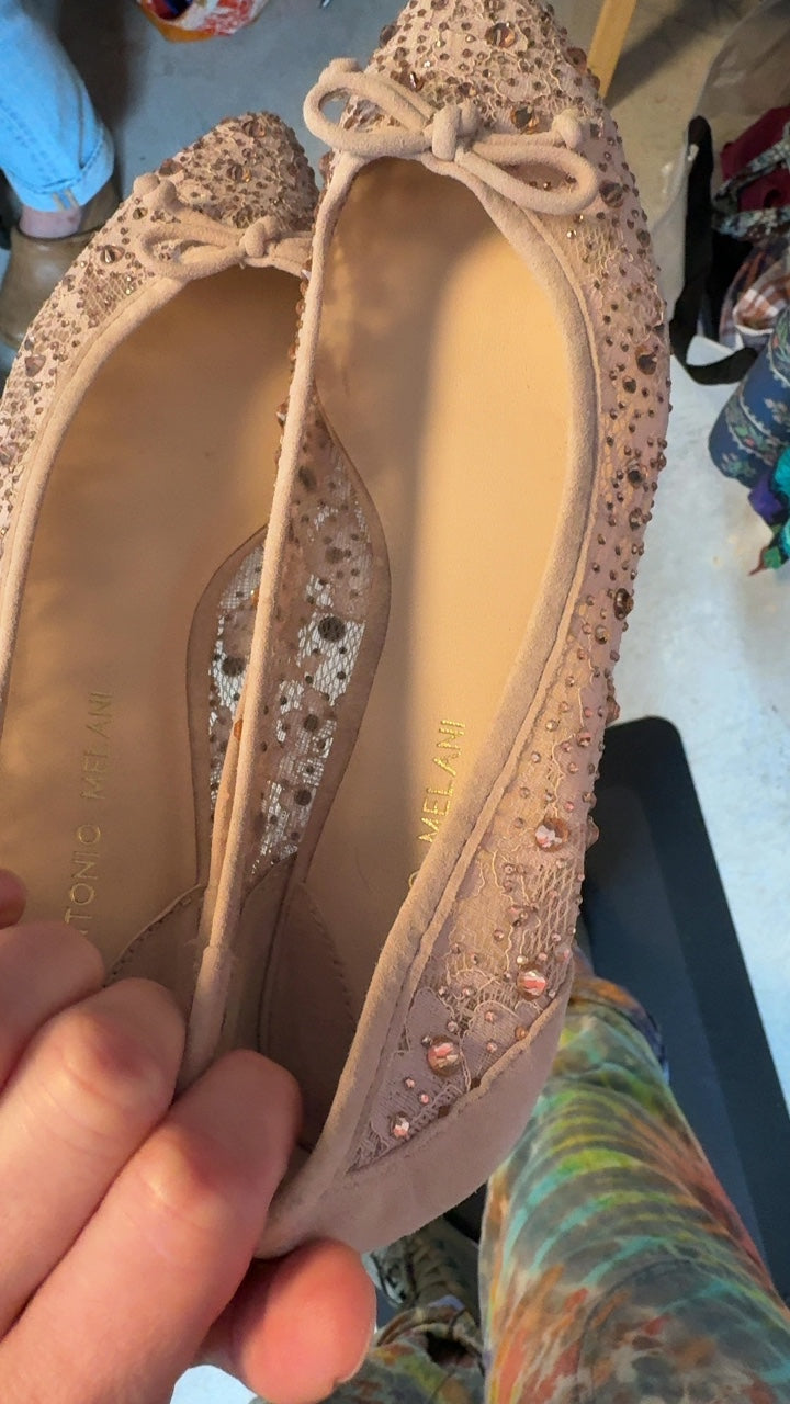 Antonio Melani Shoes / Size: 8
