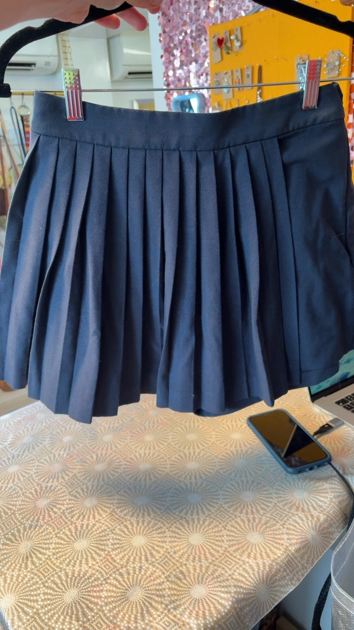 Abercrombie & Fitch Pleated Mini Skirt / Size: 2/XS