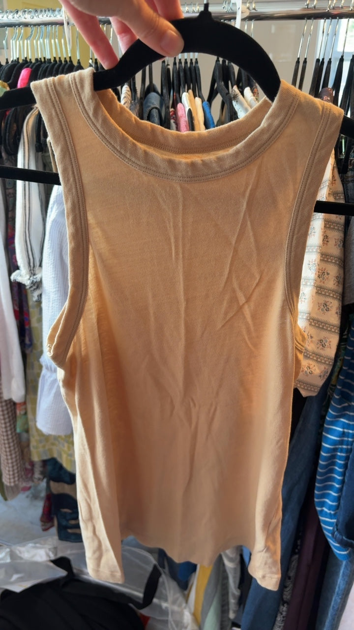 WVN Tank in Khaki / Size: M