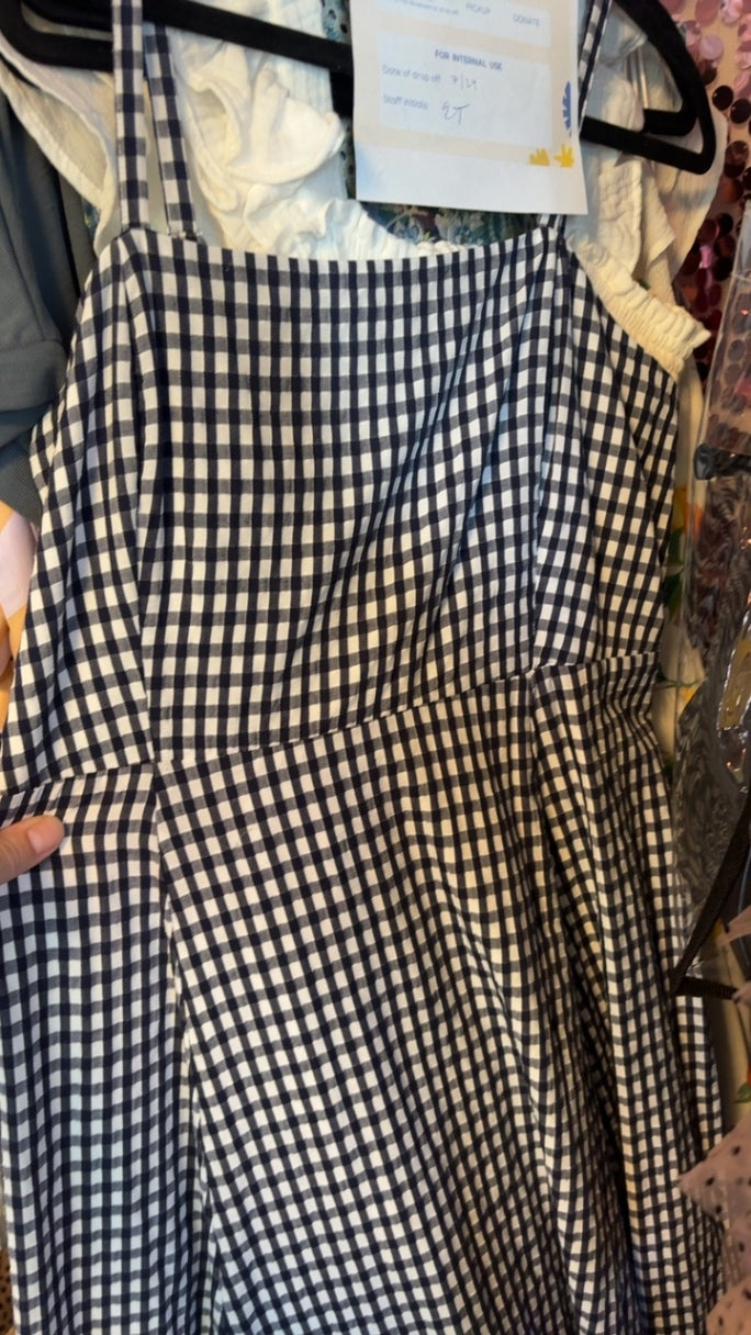 GAP Gingham Dress NWT / Size: 6/S