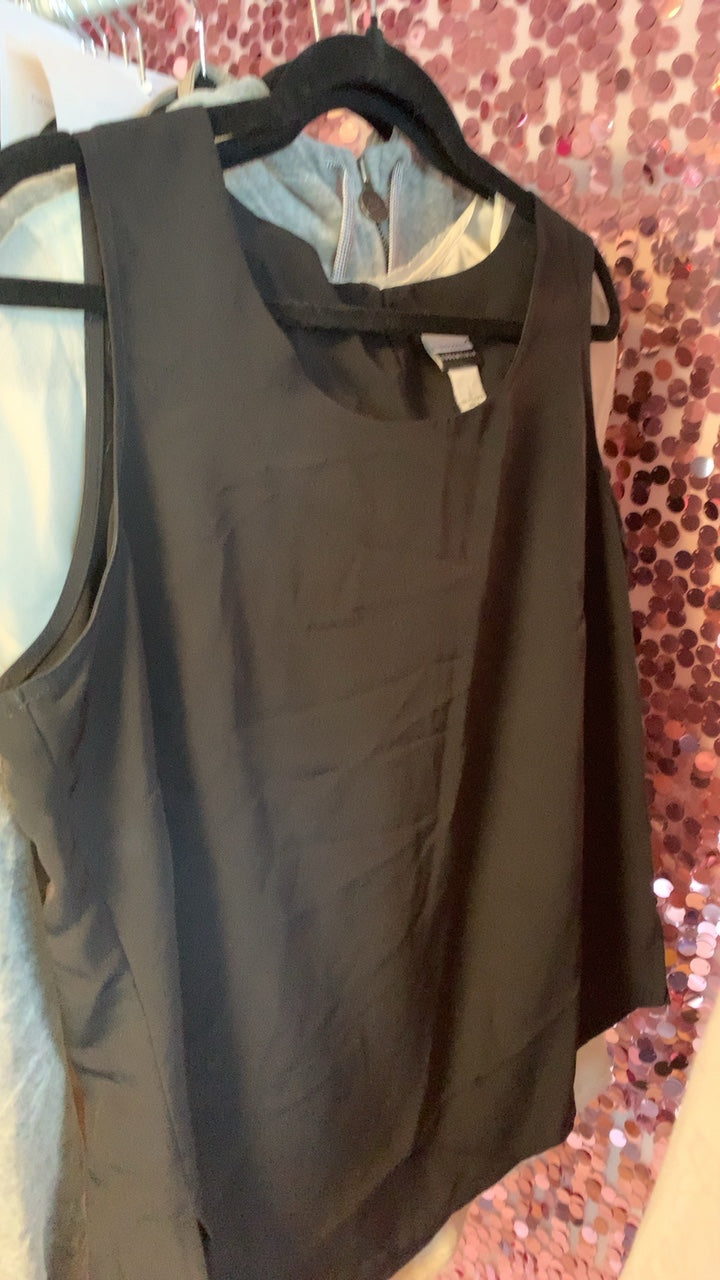 Kim Roger’s essentials Black Tank Top / Size: Large