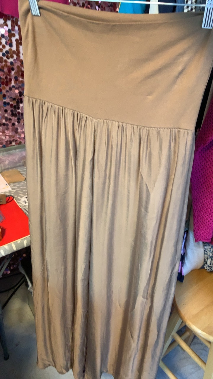 Flowy Made in Italy Pants / Size: L