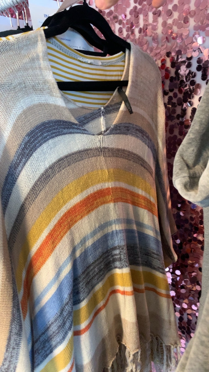 Elan Sweater / Size: Large