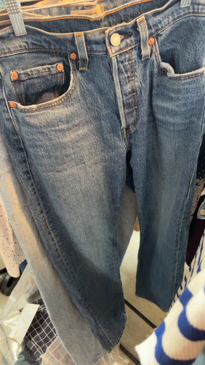 Levi’s 501 Jeans / Size: 27/S/4