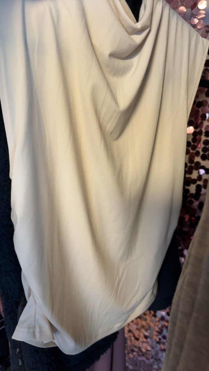 H&M Cowl Neck Sleeveless Shirt / Size: M