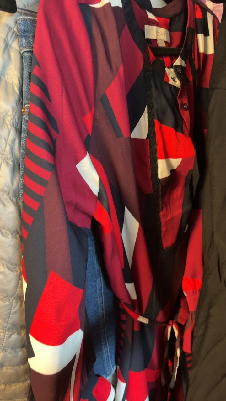 LOFT Red Abstract Dress NWT / Size: L