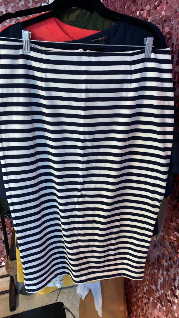 JCREW Stripped Skirt / Size: 14/L