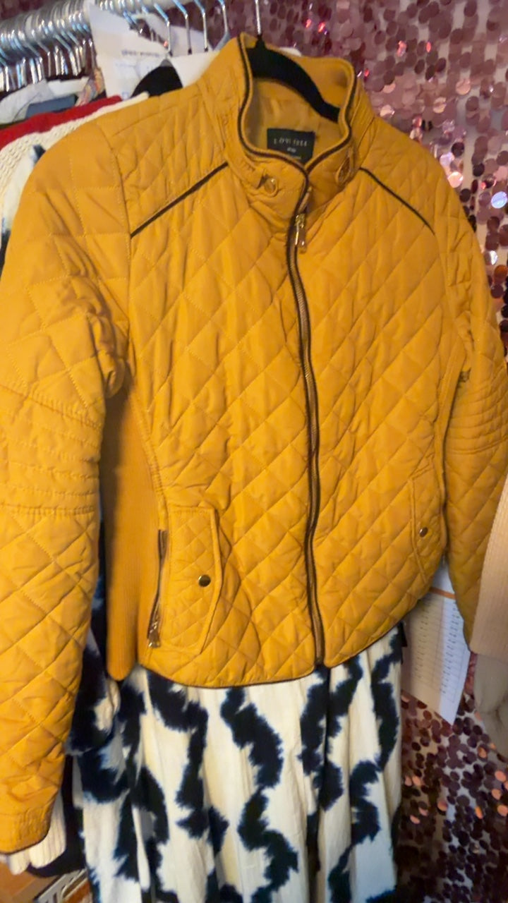 Love Tree Zip Up Jacket in Yellow / Size: M